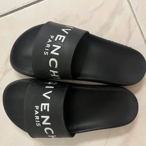 Black GIVENCHY ladies slides, size 37 / 6.5 sandals